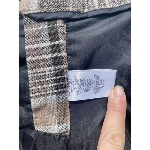 Banana Republic Shorts Women's Size 8 Martin Fit Brown Plaid Cuffed Shorts - Picture 9 of 12